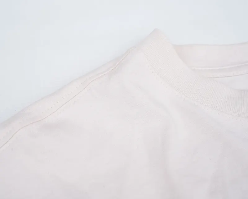 Petermann T-Shirt milch weiß — view 3, Masha Rodigina, Cologne