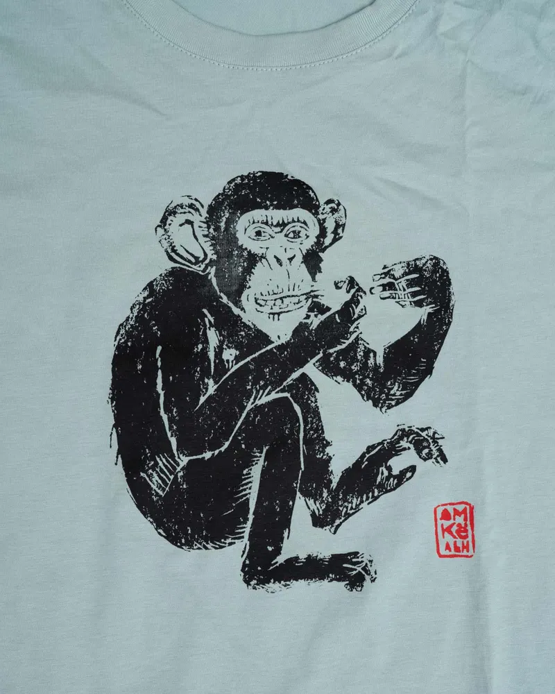 Petermann T-Shirt zartgrün — handprinted wearable art by Mascha Rodigina, Cologne